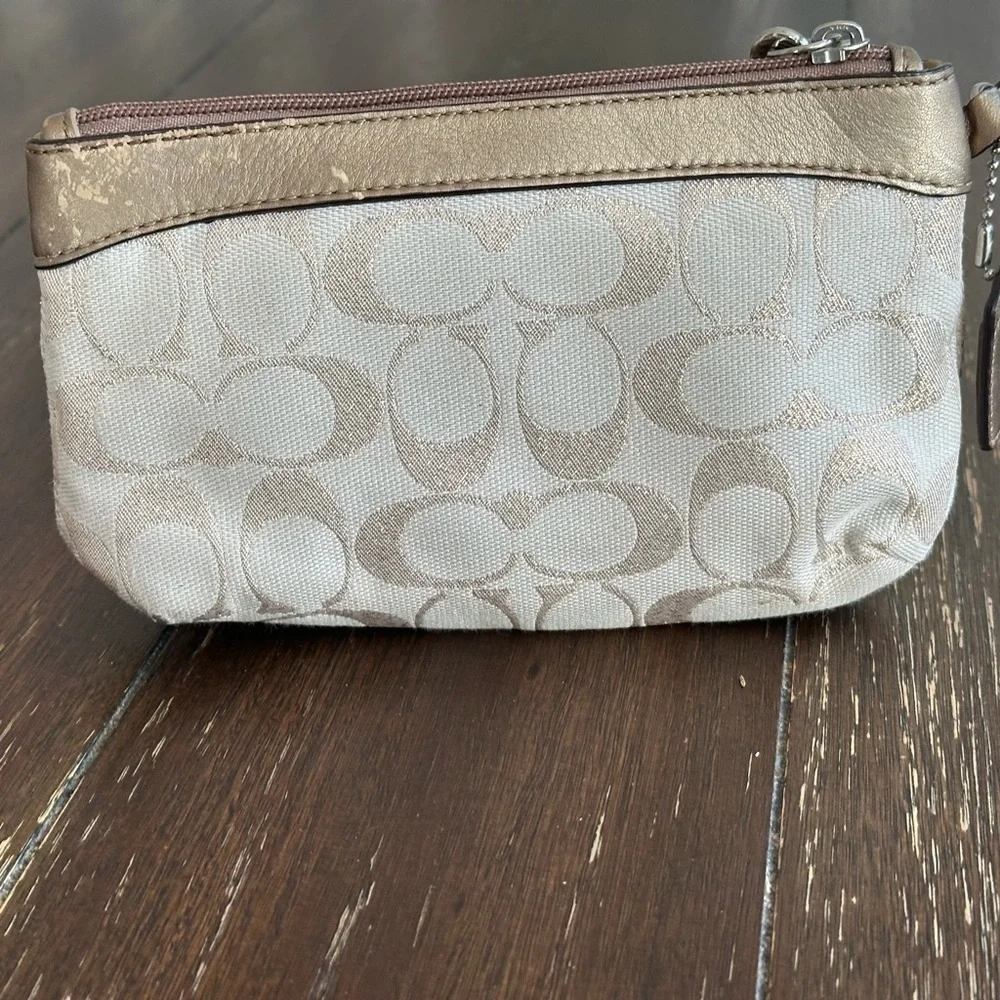 Coach signature logo wrislet Jacquard fabric